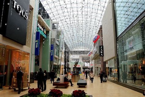 toronto yorkdale shops